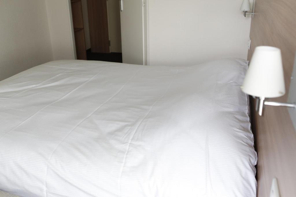 Brit Hotel Rouen Sud Val De Reuil Val-de-Reuil Εξωτερικό φωτογραφία